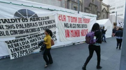 Plantones y bloqueos a 38 meses de exigir justicia para Ayotzinapa