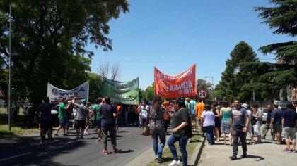 Trabajadores del Inti cortaron Gral Paz a la altura de Constituyentes