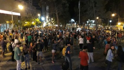 [VIDEO] Cacerolazo contra la reforma previsional en Neuquén