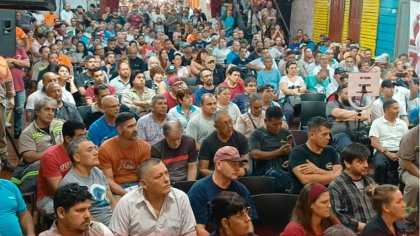 Importante asamblea de trabajadores del ferrocarril Sarmiento contra el ajuste