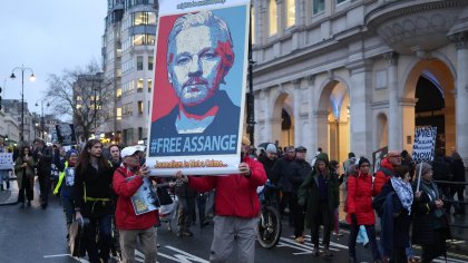 La Justicia británica examina el último recurso de Julian Assange ante la persecución de Estados Unidos