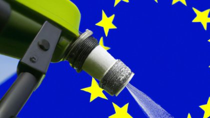 La UE renueva por 10 años el glifosato y rechaza la reducción del uso de agrotóxicos