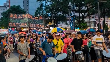 Importante cacerolazo cultural en Tucumán contra el DNU y la Ley Omnibus 