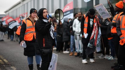 Huelga de trabajadores de Amazon en Reino Unido por salarios y reconocimiento sindical