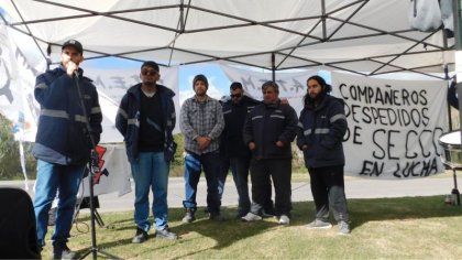 Trabajadores de Secco SA van al Ministerio de Trabajo en La Plata por la reincorporación de los despedidos