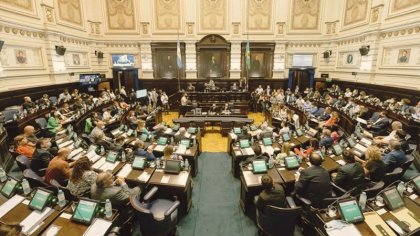 Tras maratónica rosca se eligieron autoridades en la Legislatura: la izquierda se abstuvo con duras críticas