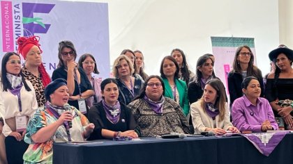 Internacional Feminista: entre techos de cristal y pisos pegajosos