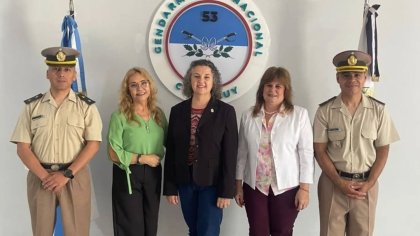 Las autoridades de la Universidad se ponen la gorra represora de la Gendarmería Nacional