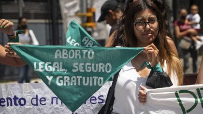 Un artículo constitucional medieval y el Código Penal de hace un siglo sostienen la prohibición del aborto en Venezuela