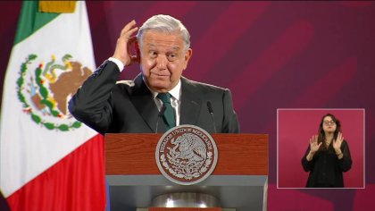 AMLO llama a no votar por personas como John N. Kennedy sin cuestionar el racismo bipartidista