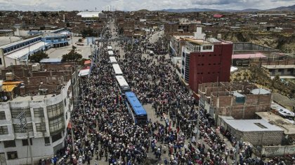 Perú: miles de manifestantes marchan a Lima contra el Gobierno golpista de Boluarte 