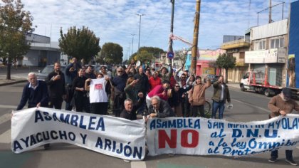 Asambleas Barriales de Rosario se sumaron al paro con ruidazos y cacerolazos