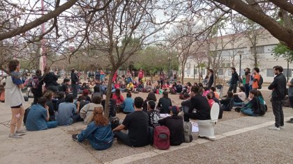 Toman la Facultades de Artes y de Filosofía de la Universidad de Córdoba