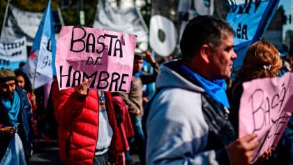 Massa y un “refuerzo alimentario” atado a las migajas del agronegocio