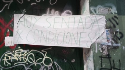 Nueva sentada en el Ex Normal 3 de La Plata: “Seguimos denunciando que así no podemos estudiar"