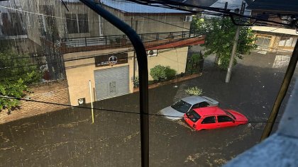 Calles, túneles, escuelas y miles de familias inundadas en el Conurbano 