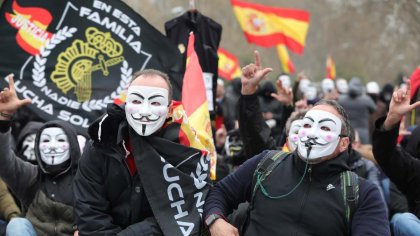 Policías y guardias civiles acuerdan movilizaciones contra la "reforma de la Ley Mordaza" tras una reunión con el PP