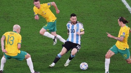 Argentina ya está en cuartos de final: derrotó 2-1 a Australia y ahora va por Países Bajos