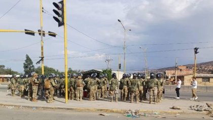 Bolivia: avanza la militarización ante la crisis