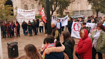 Alto acatamiento al paro en Bahía, la Celeste de Baradel ataca la lucha docente