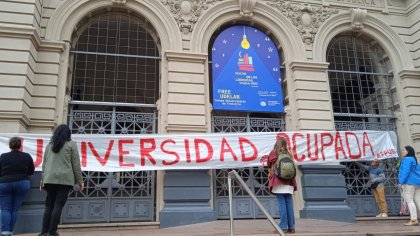 Trabajadores de la Udelar ocuparon la Facultad de Derecho