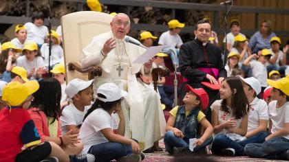 Columna de Felipe Portales: El Vaticano y la pedofilia. El evangelio ausente (I)