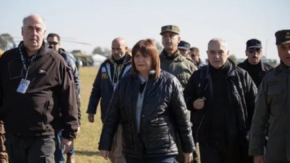 Bullrich usa el caso de Loan para montar otro de sus “shows” donde posa de heroína