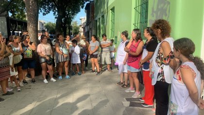 Familias de la escuela 16 de Lugano realizaron un corte por falta de infraestructura 