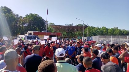 Trabajadores petroleros en Anzoátegui protestaron por restitución de sus derechos