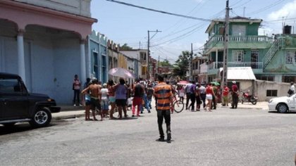 Resurgen pequeñas protestas en Cuba por los constantes apagones, ¿qué se viene?