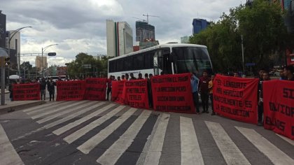 Niegan diálogo a normalistas de Teteles 