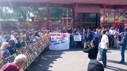 Trabajadores de Guayana se concentraron en la CVG exigiendo libertad para los sidoristas presos 