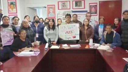 Docentes en solidaridad con la huelga en AUDI Puebla