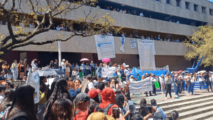 Docentes, administrativos y alumnos de la UPN vuelven a tomar la Picacho-Ajusco