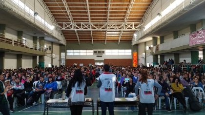 Más de 3.000 docentes en la jornada de lucha convocada por las seccionales opositoras de Aten