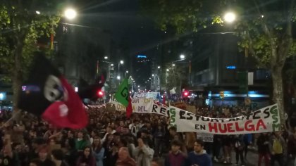 Contundente marcha por la educación y contra los planes del gobierno