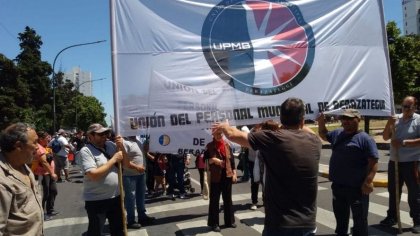 Municipales de Berazategui se movilizaron al Ministerio de Trabajo