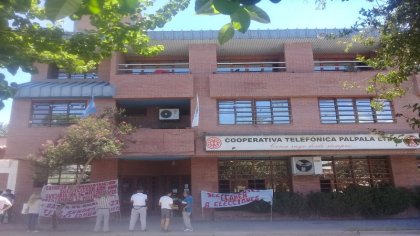 Trabajadores de la Cooperativa Telefónica reclaman nuevamente por salarios adeudados