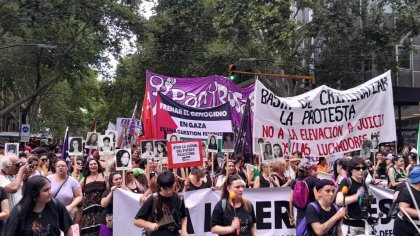 Fotos y videos de la marcha contra la violencia y la derecha en Mendoza