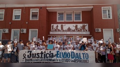 Importante movilización a la fábrica Rigolleau exigiendo justicia por Elvio Dalto