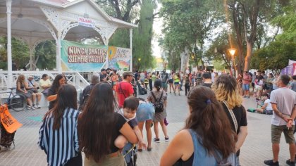 Cacerolazo y festival en Trelew contra el ajuste de Milei y Torres