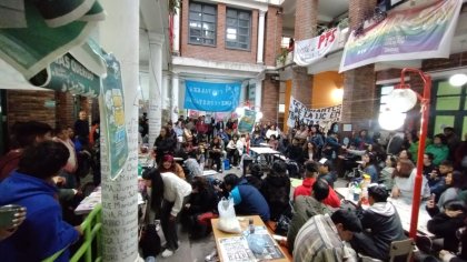 Humanidades-UNJu: continúa la toma y llaman a una asamblea interfacultades