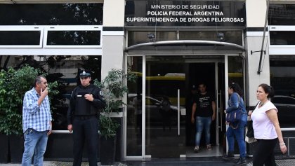 Algo falló: dos policías federales presos por quedarse con U$S 1 millón