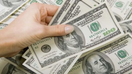 Crisis cambiaria: el dólar ya supera los $ 32 y el Central sale a vender U$D 100 millones de dólares de las reservas