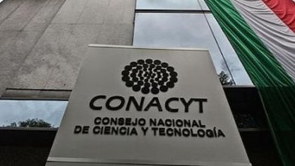 Polémica por supuesta cancelación de becas Conacyt