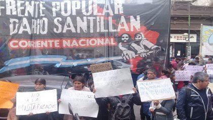 Denuncian hostigamiento policial y causas armadas a vecinos del barrio Malvinas de La Plata