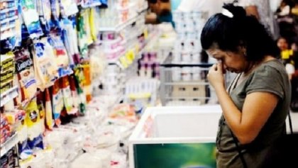 Derrumbe del consumo: ventas de supermercados tuvieron en marzo su mayor caída en 18 meses