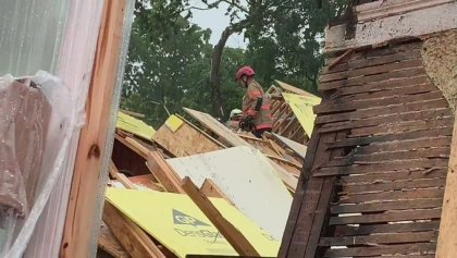 Washington: se derrumbó un edificio en construcción, buscan heridos y personas atrapadas 