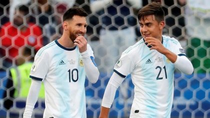 Messi al banco y Dybala titular: Scaloni confirmó el equipo para jugar contra Uruguay 