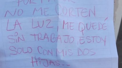 "No me corten la luz, me quedé sin trabajo": el cartel que conmovió a un trabajador de la energía